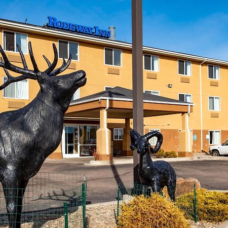 Rodeway Inn Central Colorado Springs Exteriér fotografie