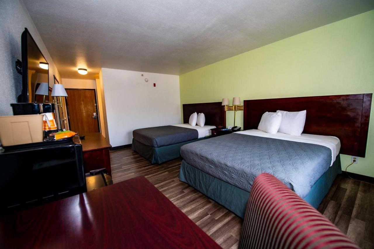 Rodeway Inn Central Colorado Springs Exteriér fotografie